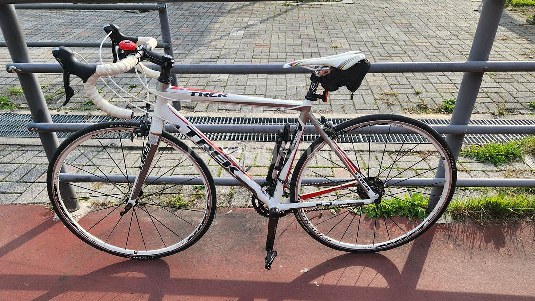 트렉 2.3 알파 로드 자전거--0