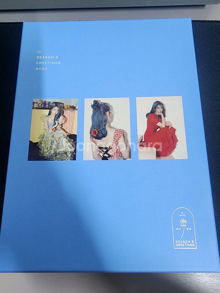 아이유 2020 시즌그리팅 개봉품 판매합니다--0