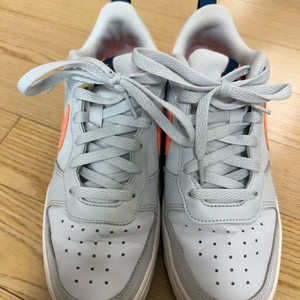 나이키 코트버로우 240mm