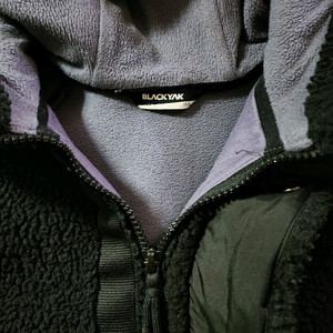 블랙야크 양털후드쟈켓 사이즈 155