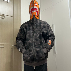 베이프 샤크 타이거 후드집업