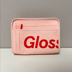 글로시에 더 뷰티백 파우치