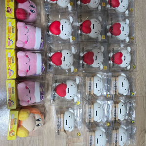 흰둥이 스퀴시, 커비 자석 인형