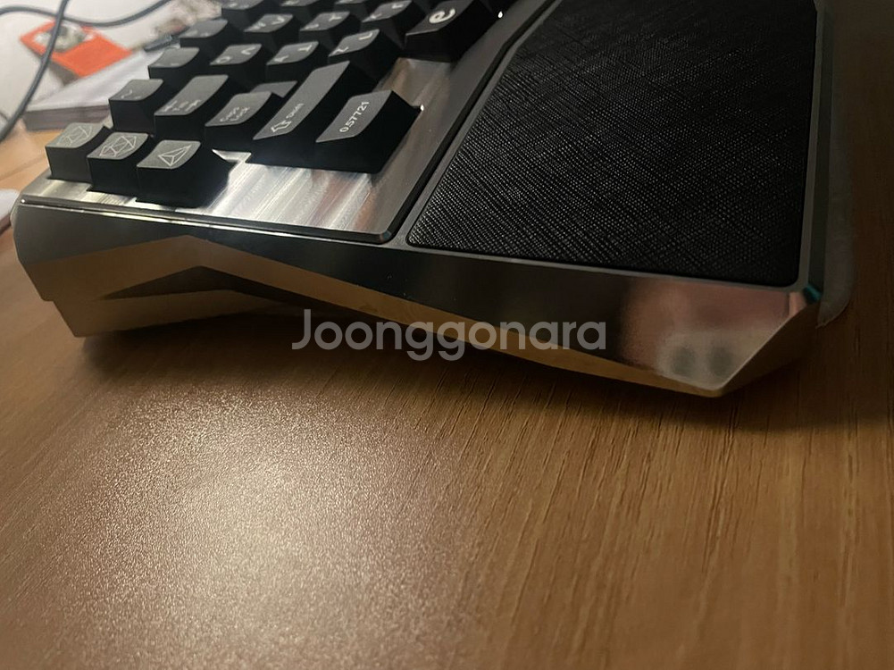 풀서스 몽쉘 키보드 판매합니다 오일러 키캡 포함--1