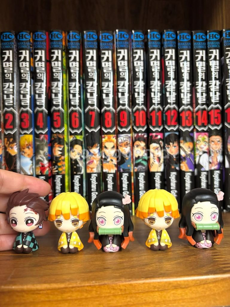 귀멸의 칼날 가챠 피규어 미개봉 판매 - 탄지로 젠이츠--0