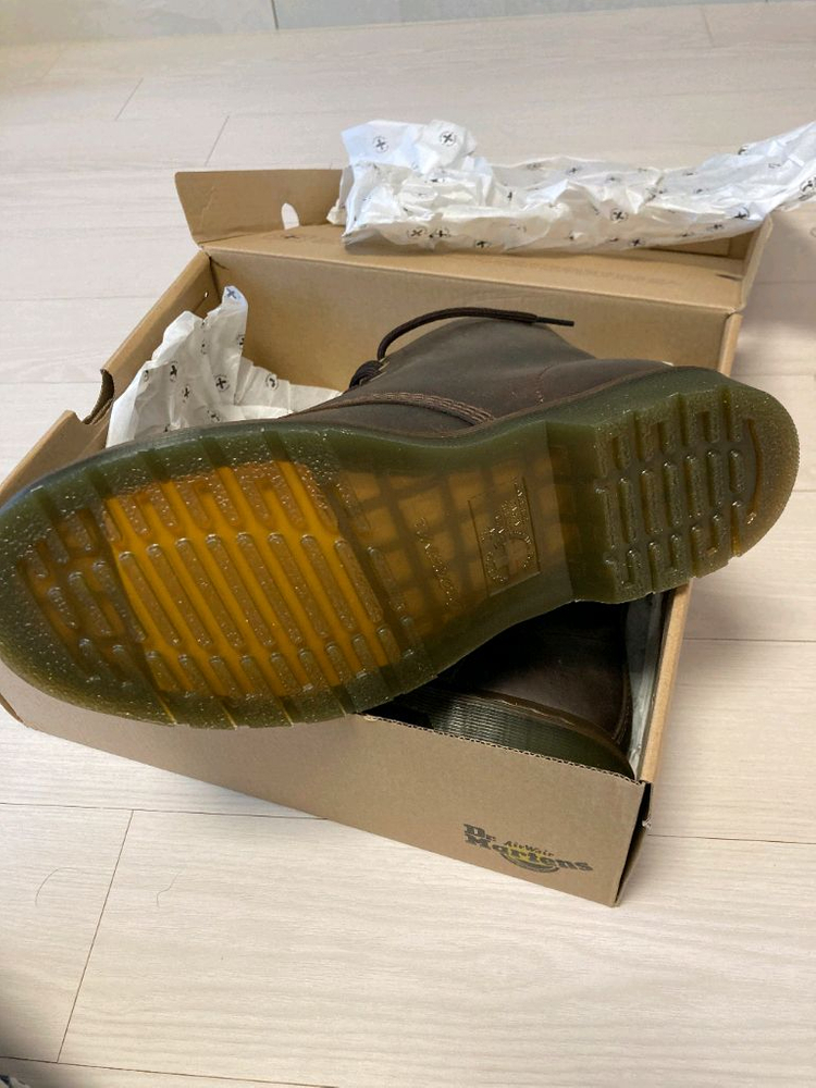 새제품 닥터마틴 1460 크레이지호스 270 팝니다 이미지