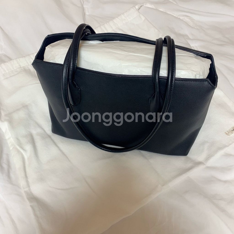 더로우 테라스백 블랙--0