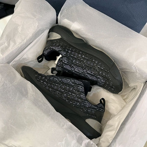 디올 오블리크 b24 까나쥬 스니커즈 42사이즈