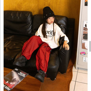 새상품)레브킷 꽈배기 파이핑 레터링 팬츠 120