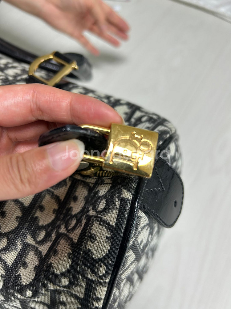 디올 오블리크 보스턴백--3