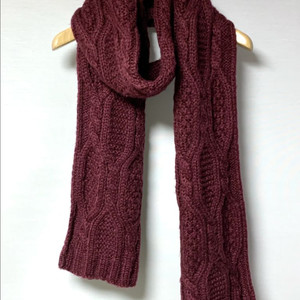와인색 꽈배기 짜임 니트 머플러 | 목도리