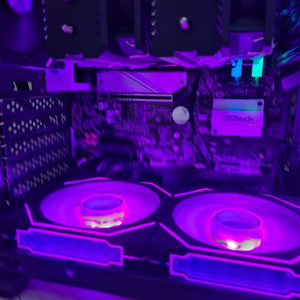 9800x3d/ ssd 1tb/ 32gb 반본체 팔아요