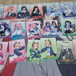 블루아카 GS25 웨하스 포토카드 전종 넘겨봅니다.