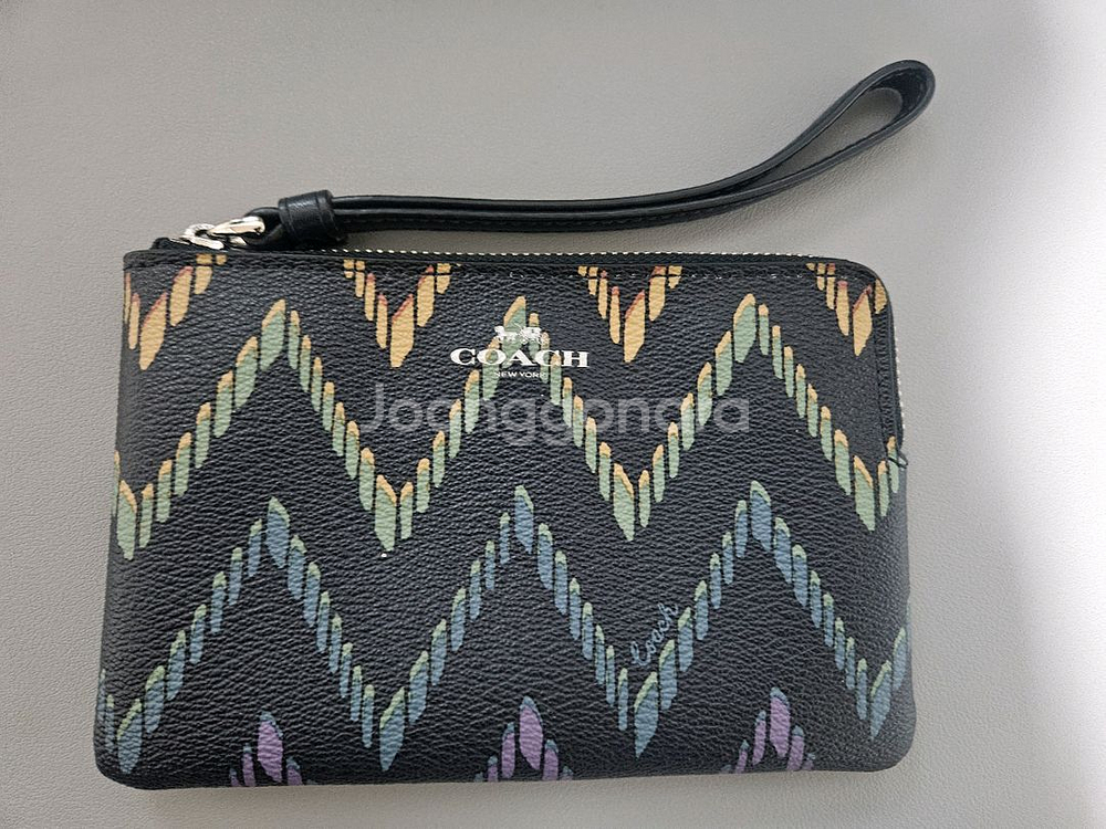 코치 파우치 손목 클러치(미사용 제품)--0