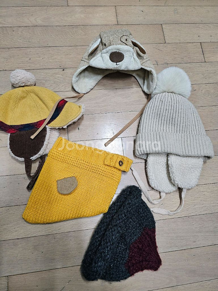 돌쟁이 겨울모자5개--0