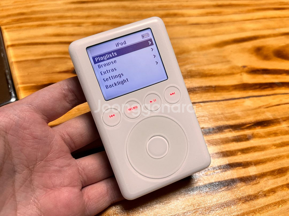 애플 아이팟 3세대 (곰발팟, 아이팟 클래식 3세대)--2