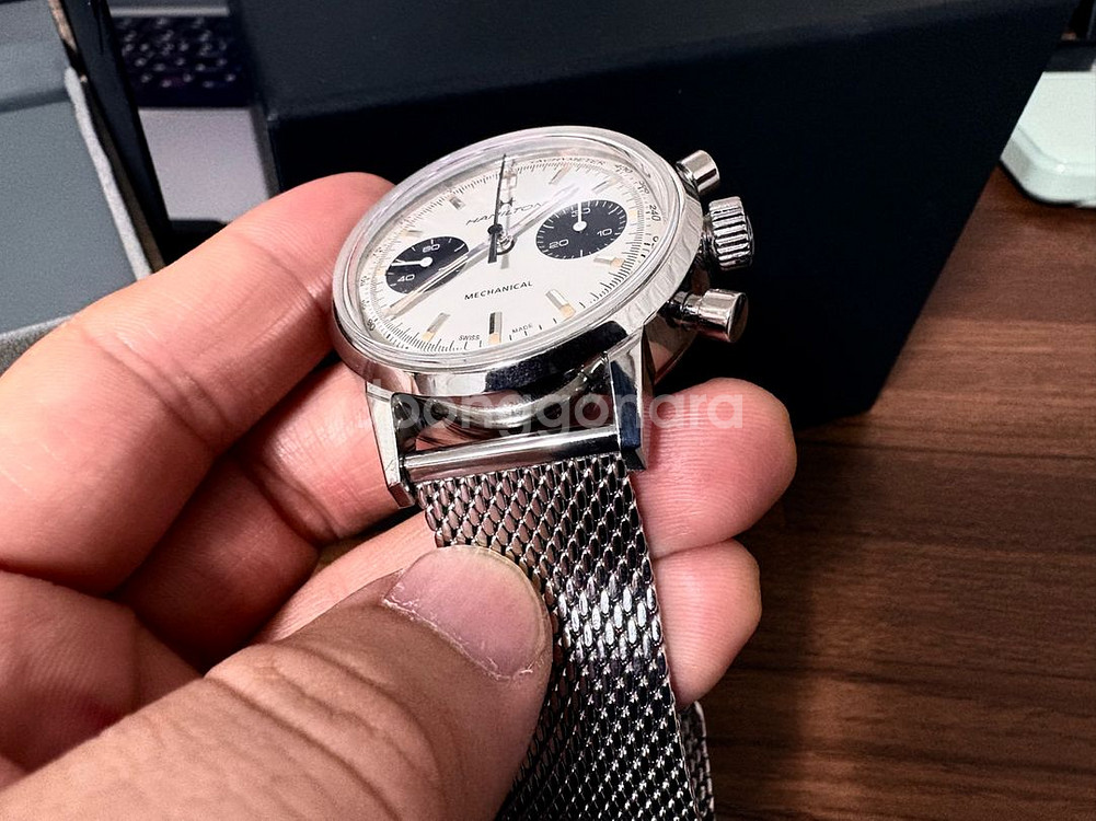 해밀턴 인트라매틱 크로노그래프 H 팬더--4