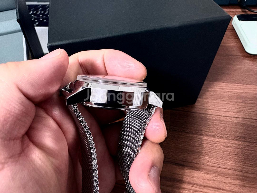 해밀턴 인트라매틱 크로노그래프 H 팬더--7