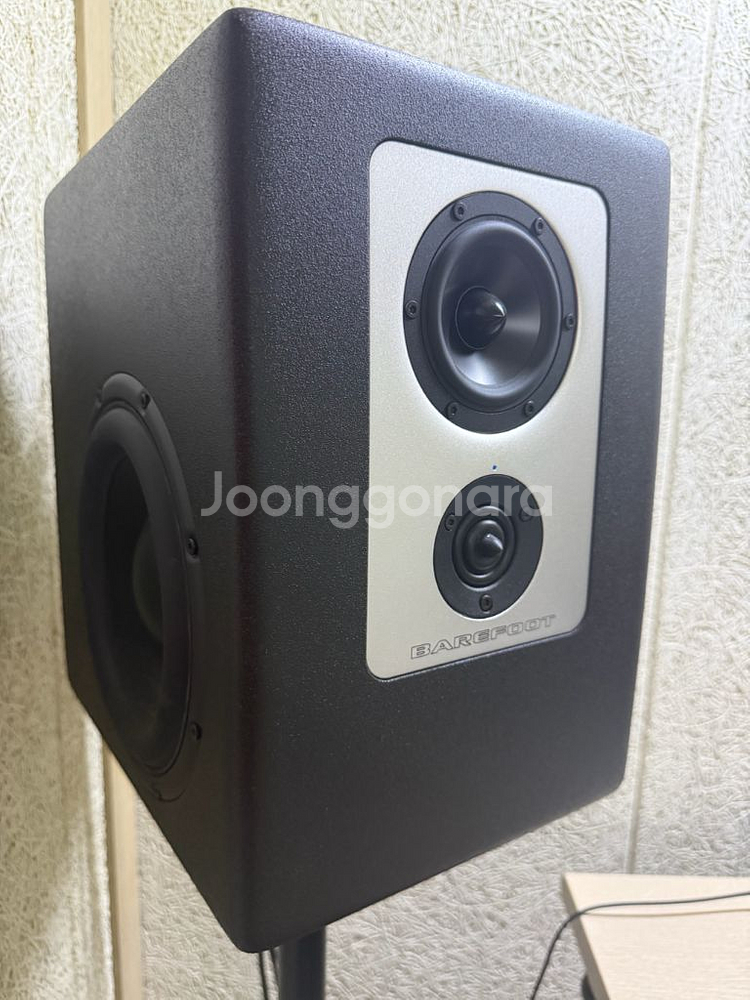 베어풋 풋프린트 01 8인치 모니터 스피커--1