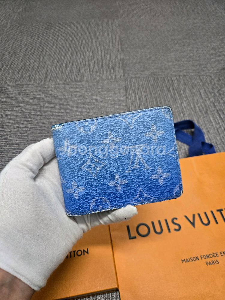 [특가][정품]루이비통 클라우드 반지갑--1