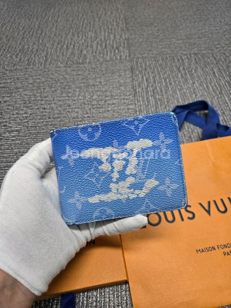 [특가][정품]루이비통 클라우드 반지갑--0