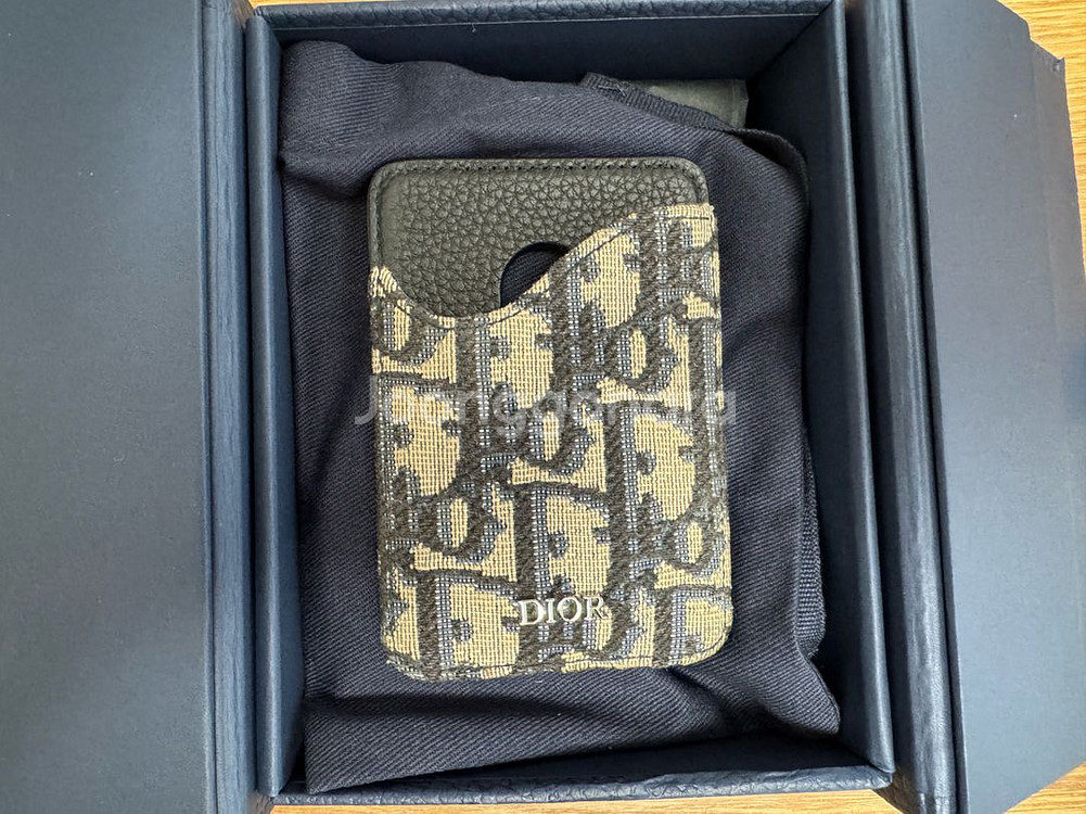 디올 Saddle 마그네틱 카드 지갑--0