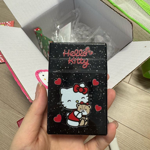 헬로키티 포카 보관함