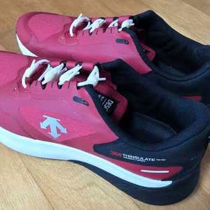 데상트 블레이즈 뉴라이즈 터프 280 거의 새상품