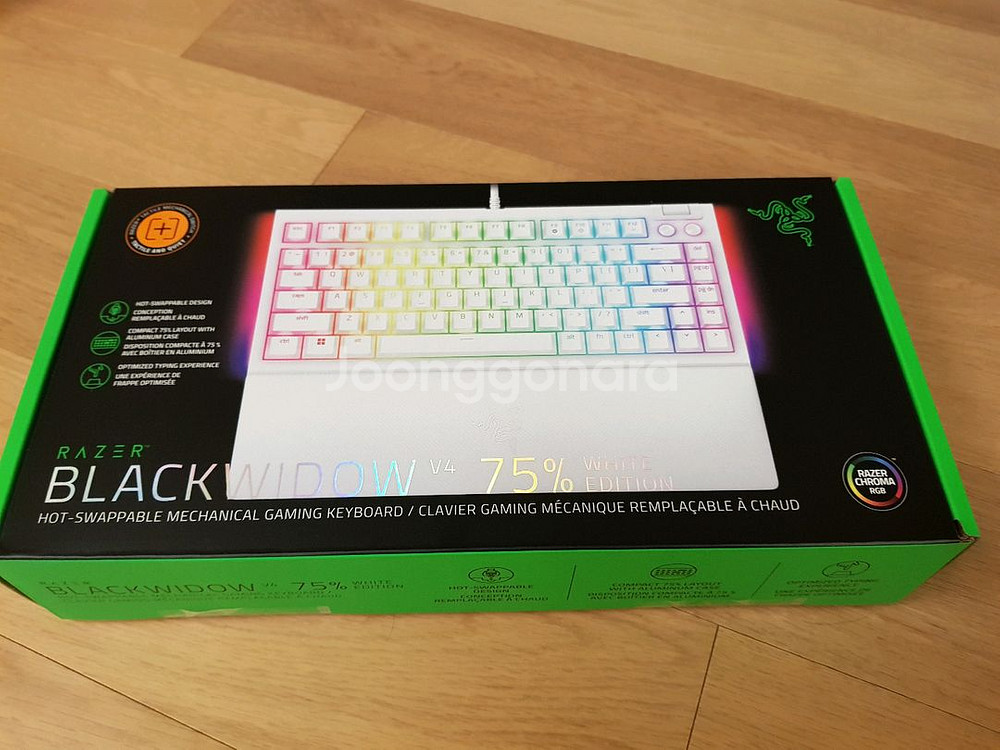 레이저 블랙위도우 V4 75% 화이트 게이밍키보드--0