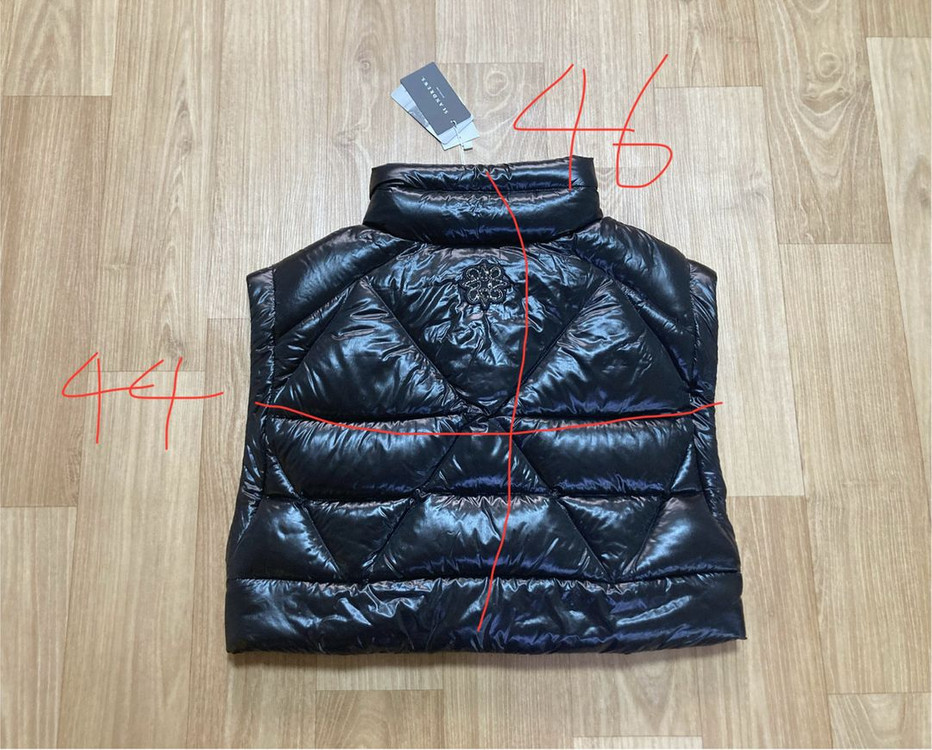 새제품 ) 택포 여성66 세인트앤드류스 크롭패딩조끼 이미지