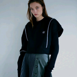 (새상품) 엔더슨벨우먼 시그니처 엠블럼 크롭 스웻셔츠S