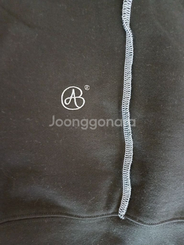 (새상품) 엔더슨벨우먼 시그니처 엠블럼 크롭 스웻셔츠S--4