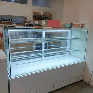 세경쇼케이스 1800/저온콤프/UV/백경유리바닥