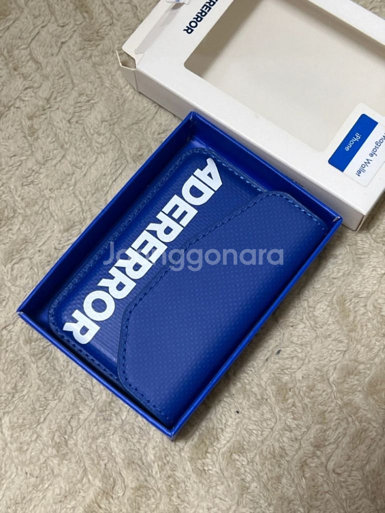 아더에러 아이폰 맥세이프 월렛 제트블루 새상품--2