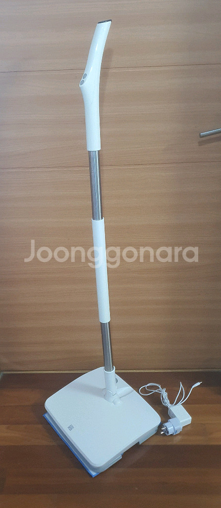 무선 물걸레 청소기--5