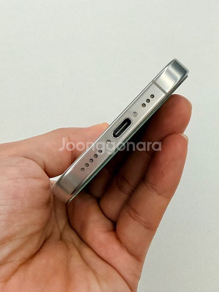 아이폰 16 프로 256G 화이트--4