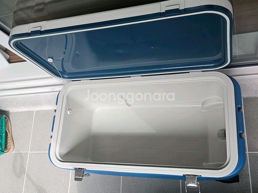 세이블75 대형아이스박스 바퀴형 팝니다--5