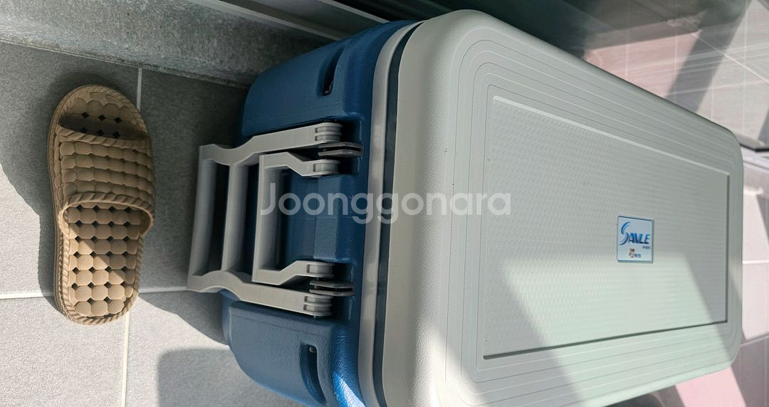 세이블75 대형아이스박스 바퀴형 팝니다--3