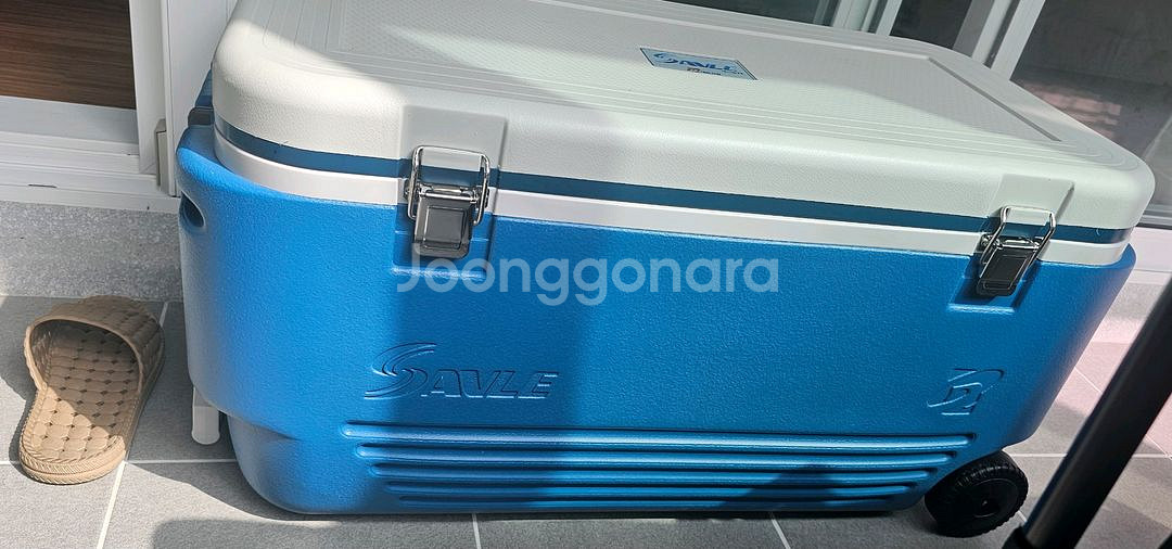 세이블75 대형아이스박스 바퀴형 팝니다--2