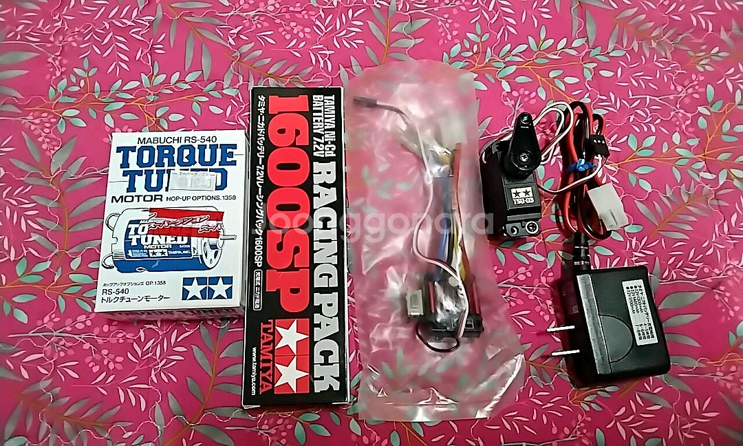 (RC)산와 송신기(수신기 없음.핸들스펀지 부식)중고--1