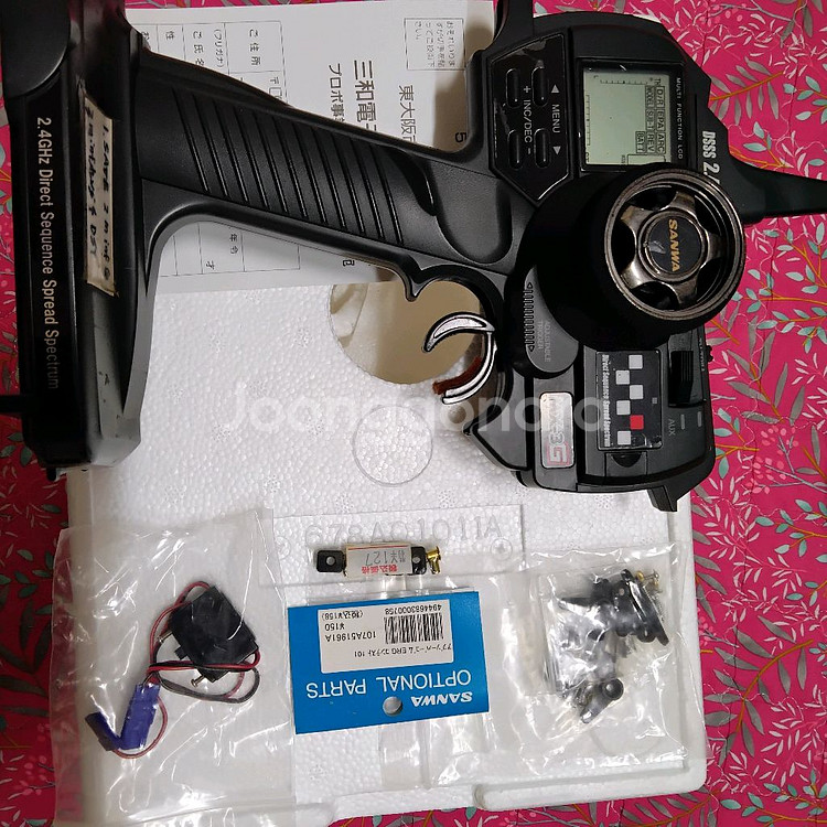 (RC)산와 송신기(수신기 없음.핸들스펀지 부식)중고--5