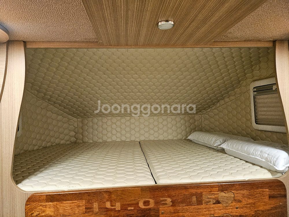 풀옵션 특허 캠핑카 판매합니다--4