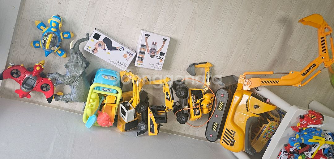 포크레인장난감 일괄 cat 타요 등등등 일괄 팝니다--3