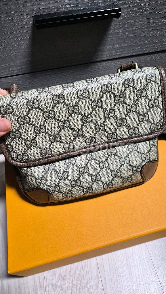 구찌오피디아 수프림 크로스백--2