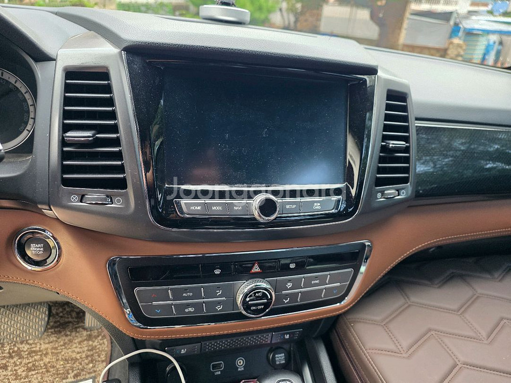 렉스턴스포츠 Q200 4WD 노블레스--4