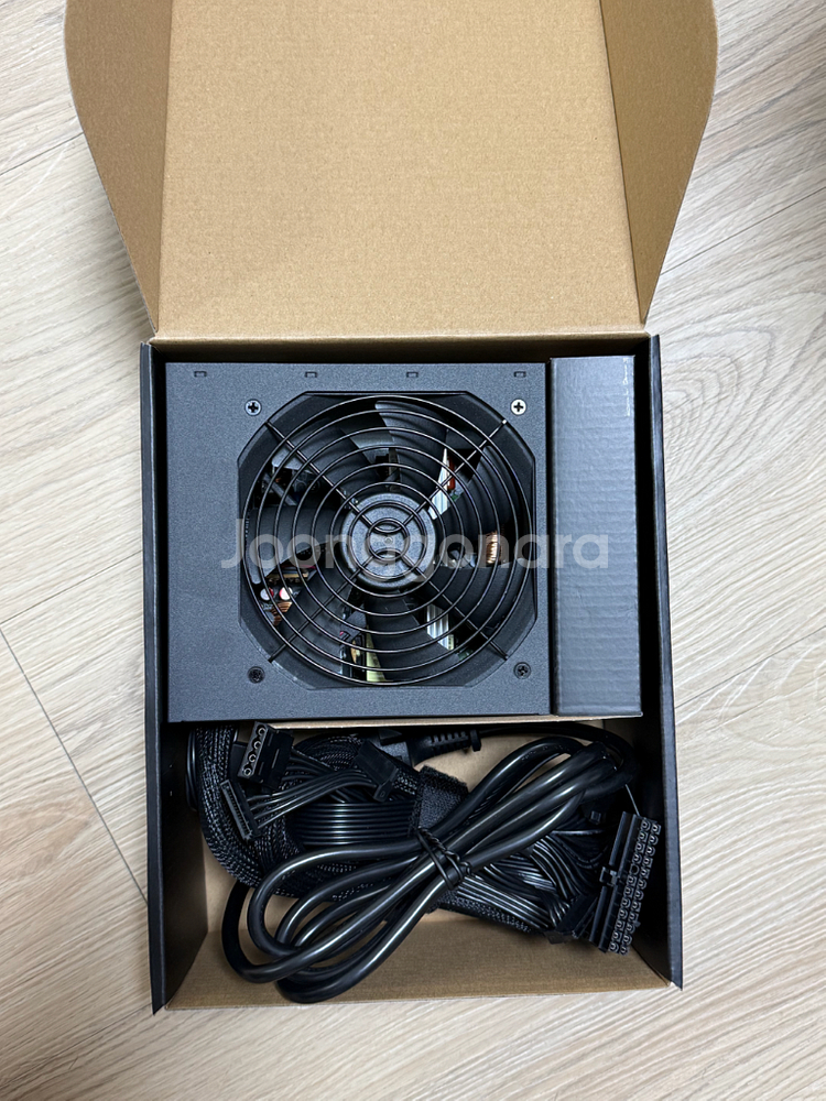 FSP HYPER K PRO 600W atx3.1--1