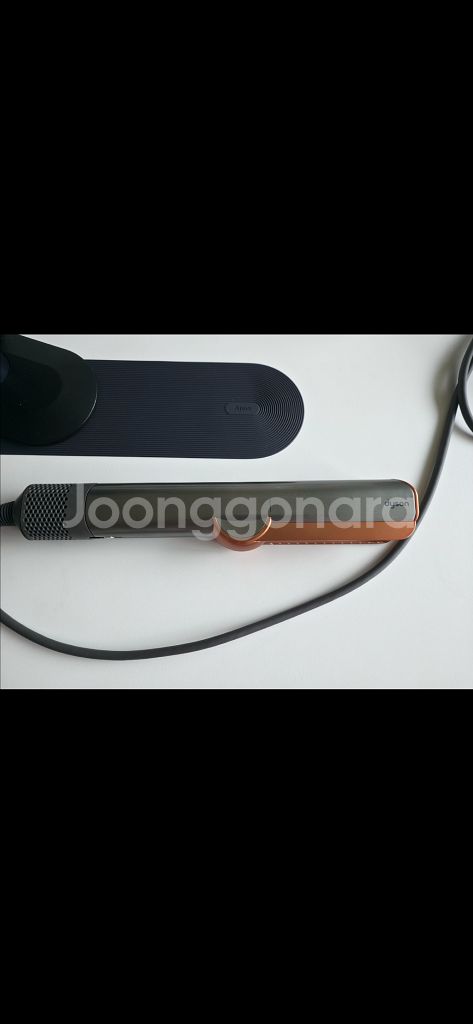 다이슨 헤어스트레이트너--2