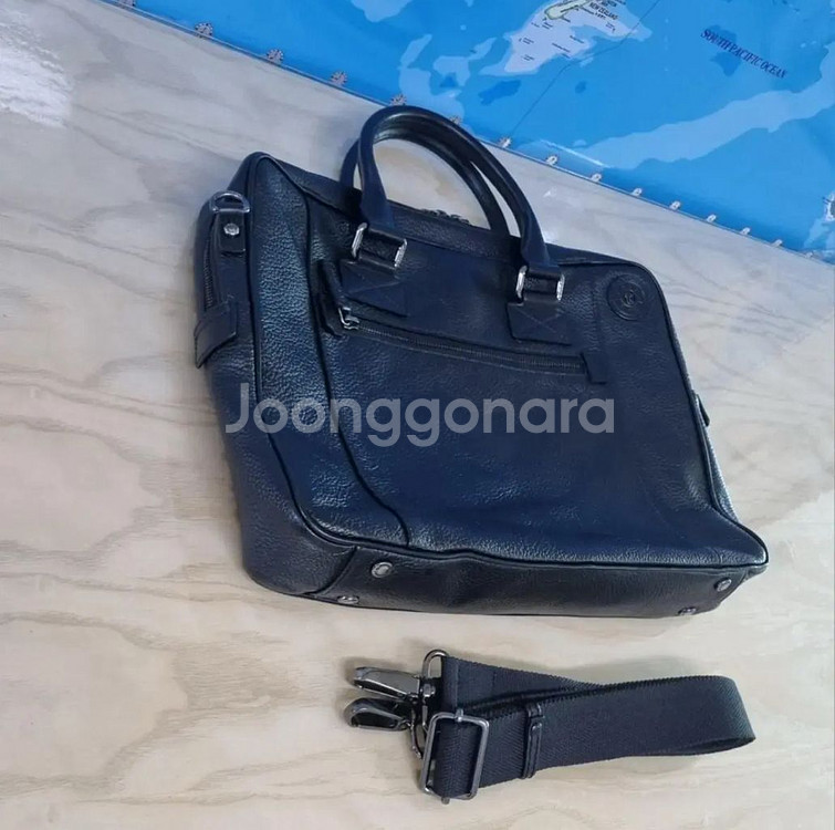 이태리.아테스토니 서류가방.브리프케이스.천연소가죽(거의--6