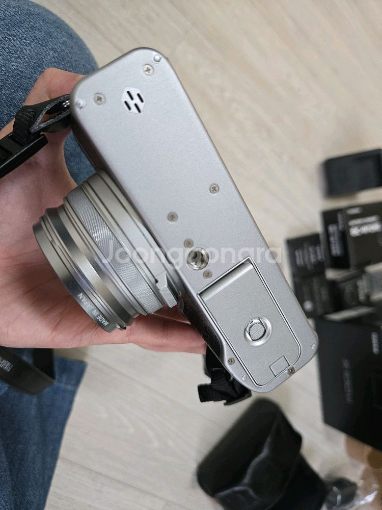 후지필름 X100VI 중고 실버 풀박스 (5600컷)--5