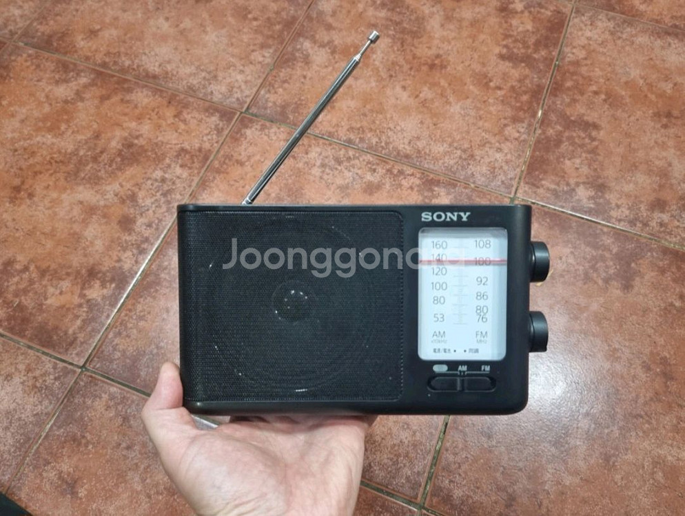 SONY 소니 레트로 AM/FM 라디오--2